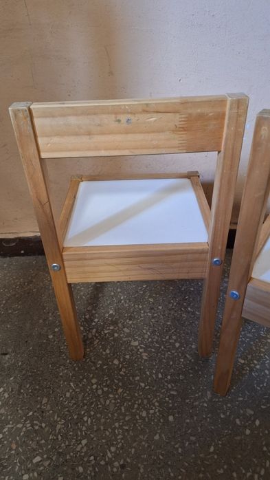 Krzesła dla dzieci do stolika z kompletu ikea