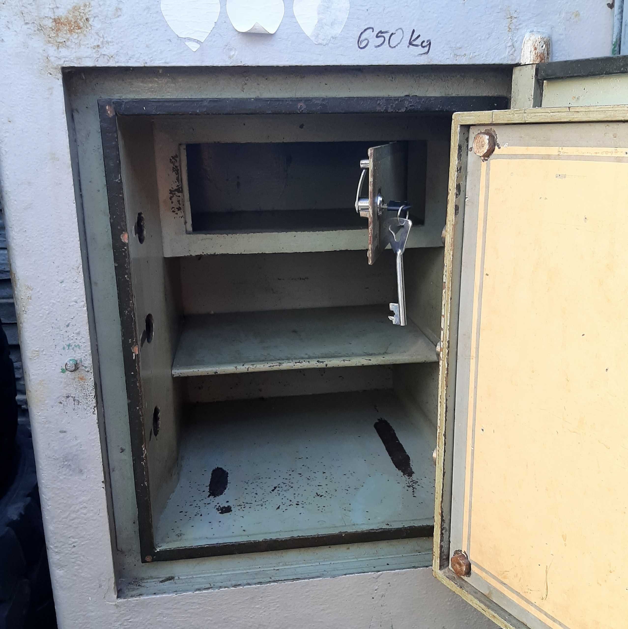 Szafa metalowa 146x60x55cm 650kg