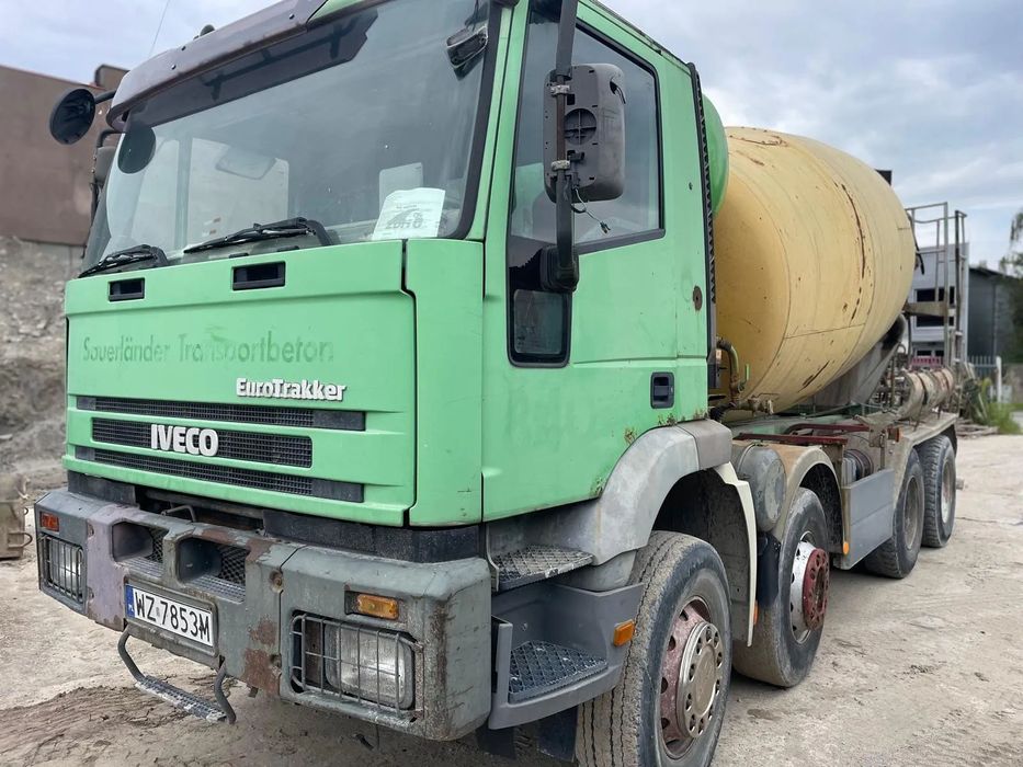Iveco EUROTRAKKER  IVECO EuroTrakker 340EH 8X4