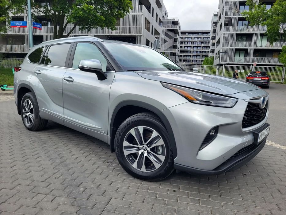 Toyota Highlander XLE * 2.5l Hybrid 247KM*4X4/AWD*Przebieg:9,928km*Idealny stan