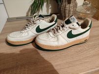 Sprzedam Nike Air Force 1'07
Rozmiar 36,5-23cm
Stan idealny. 
Buty w 1