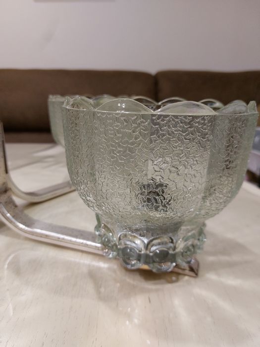 Люстра в хорошому стані