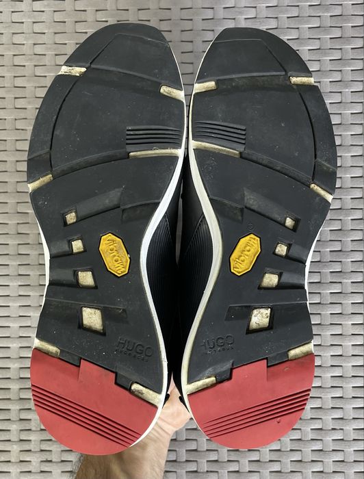 Hugo Boss кроссовки 37 размер женские черные