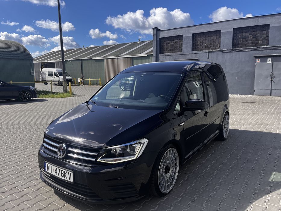 Volkswagen Caddy VW 2018 2.0 TDI 150km Czarny bogato wyposażony FV VAT