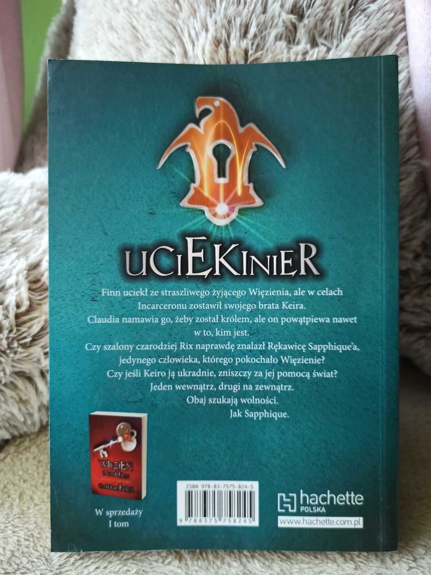 Tom 1 i 2 serii "Więzień Incarceron" Catherine Fisher