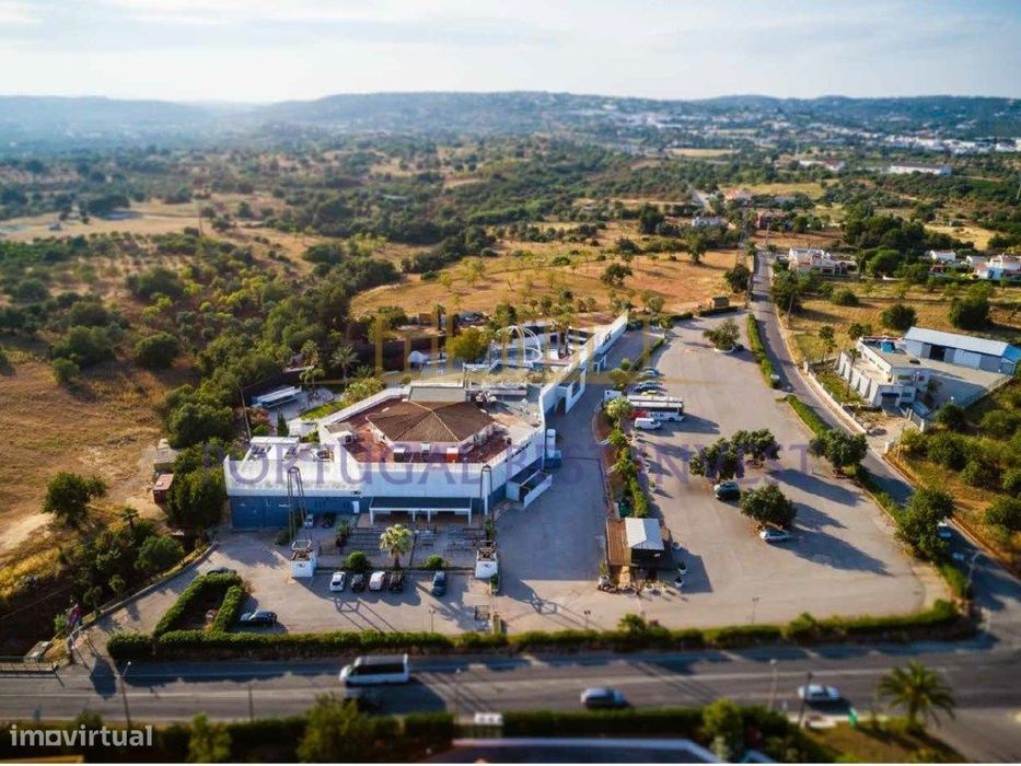 Discoteca famosa em Vila Moura, Boliqueime
