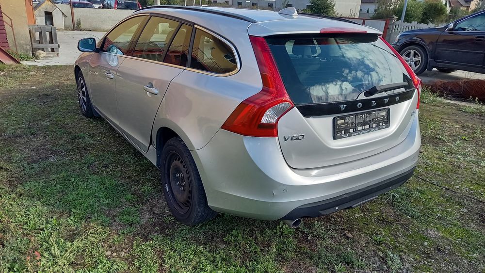 Розборка вольво v60 s60 запчастини в60 с60