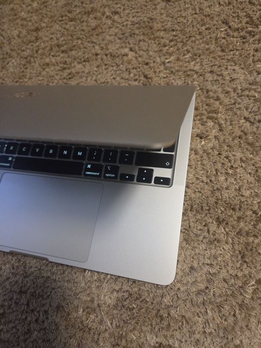 Macbook Pro 13 M1 Touchbar 8GB/256GB