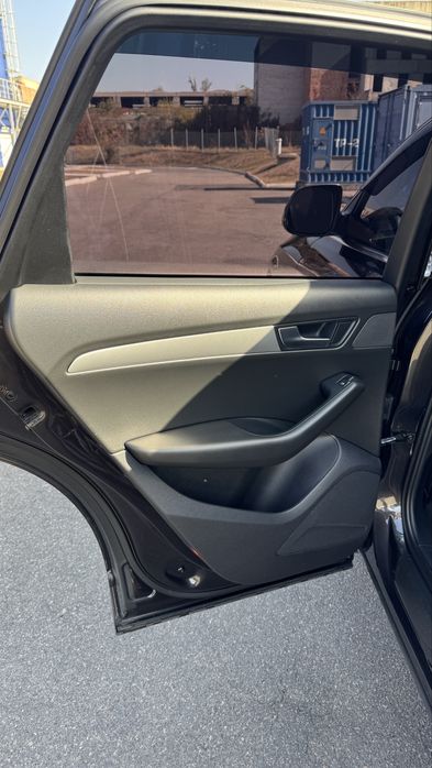 Audi Q5 Quattro 2011 року, 2.0 TDI , повний привід, механіка