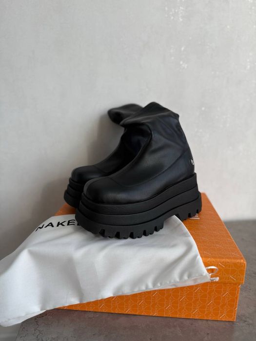 Боти Naked Wolfe на платформі В НАЯВНОСТІ!! Чоботи Naked Wolfe