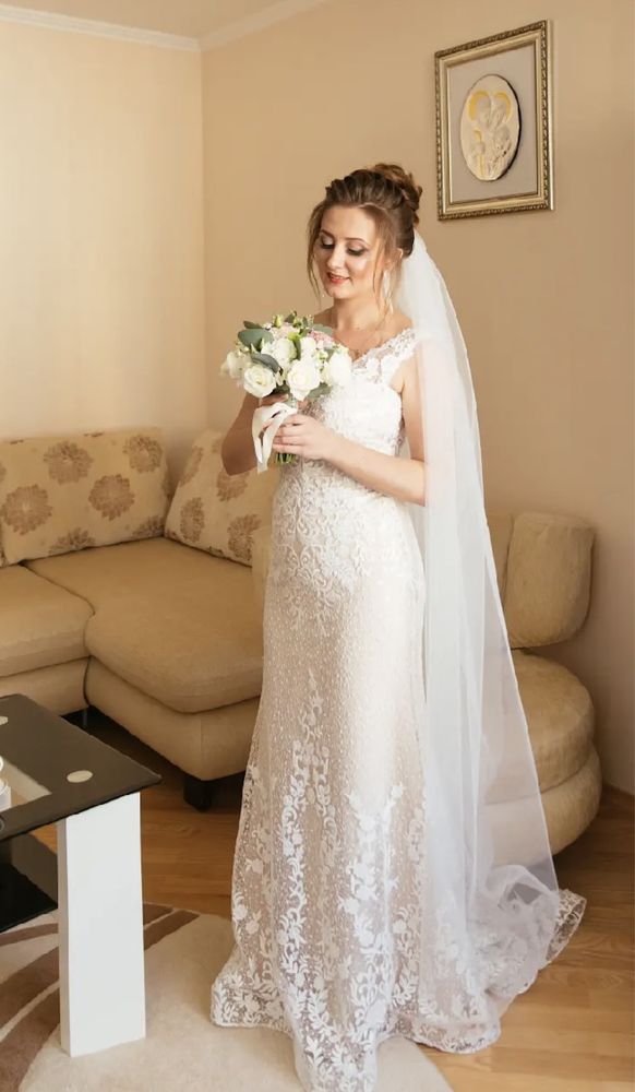 Весільна сукня 44 розмір