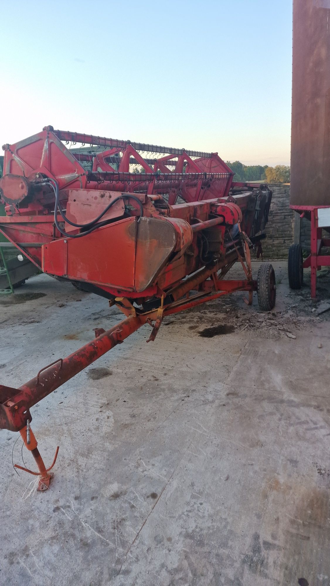 Massey ferguson 750
