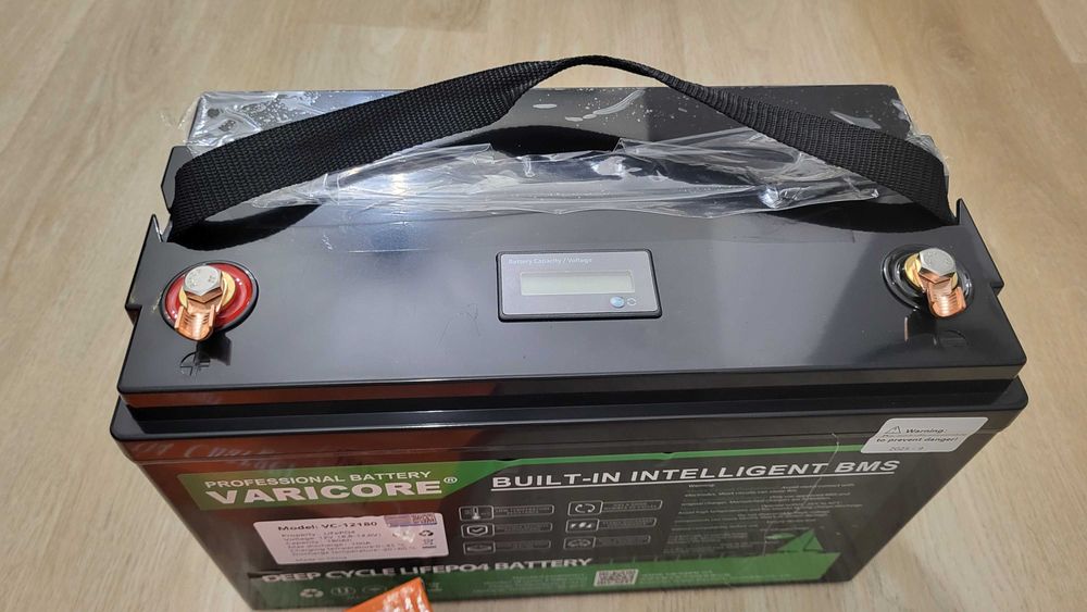 NOWY Akumulator Varicore 12V 180Ah LiFePo4