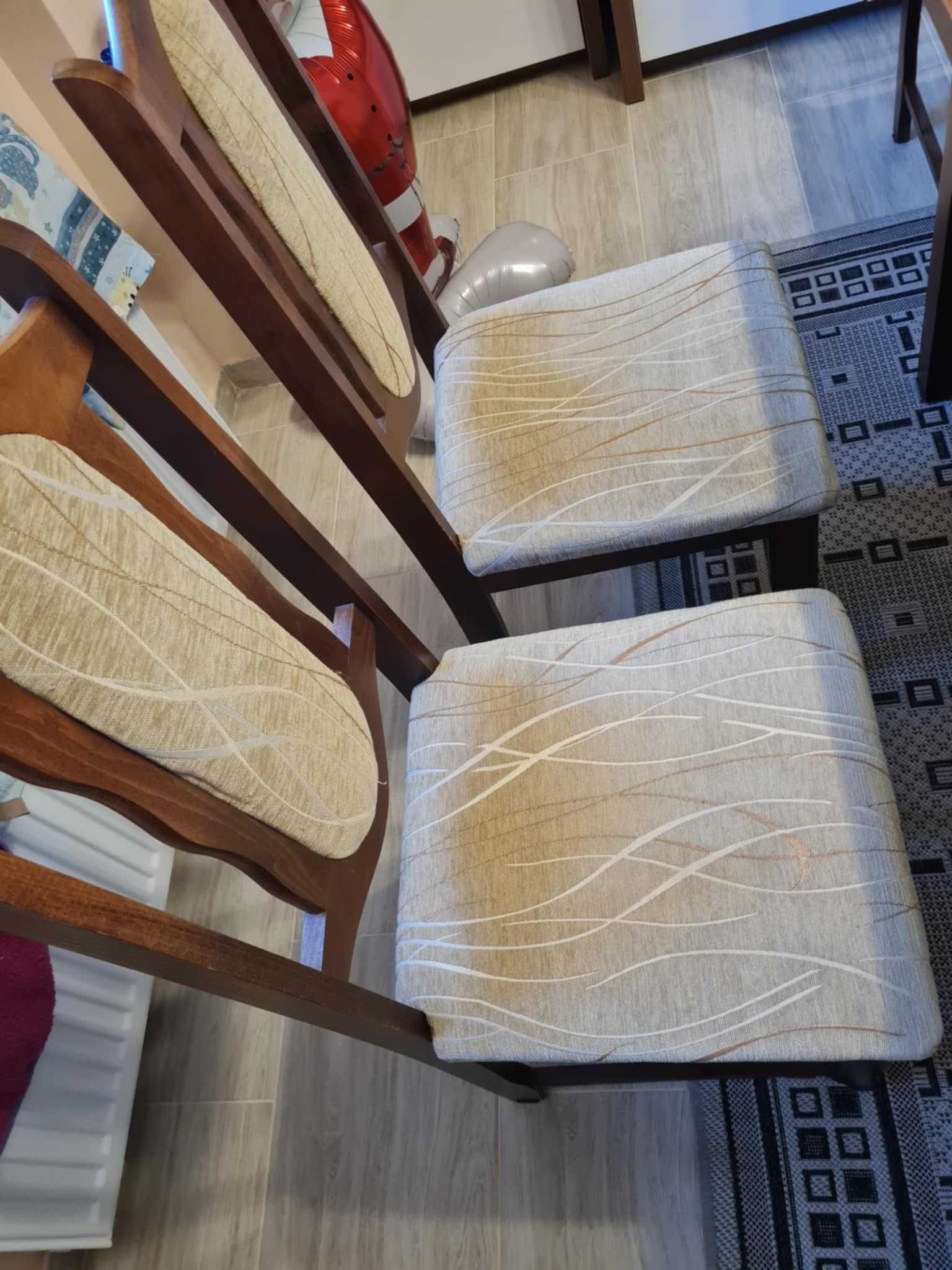 Rozkladany stół plus 6 krzeseł