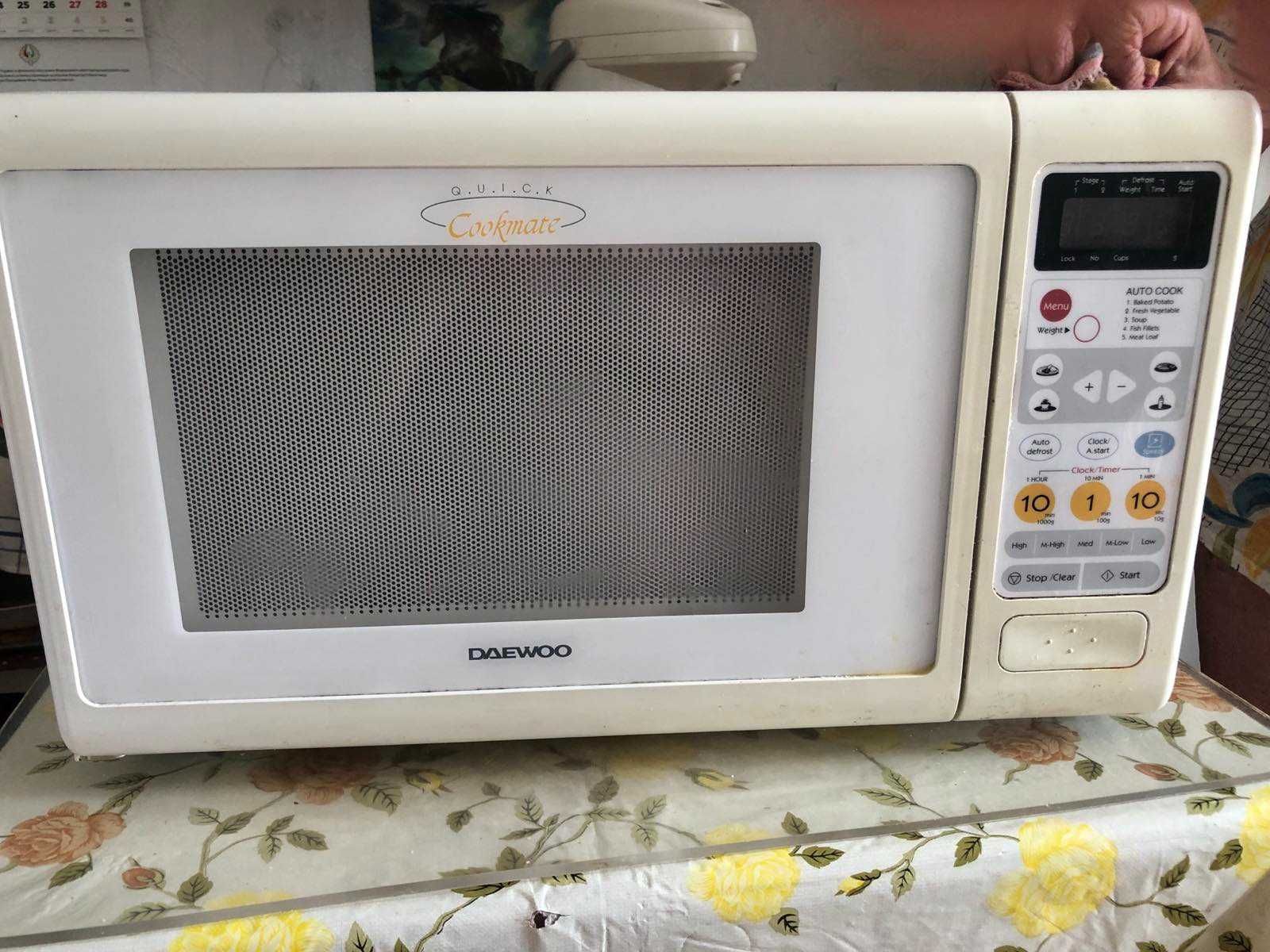 Мікрохвильова піч СВЧ  Daewoo KOR-810P