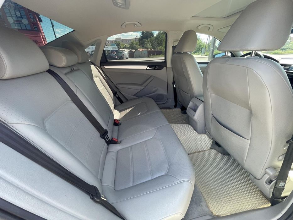 Volkswagen Passat B7 SE 2.0 дизель 2012 рік. USA. 160 пробіг. Власник