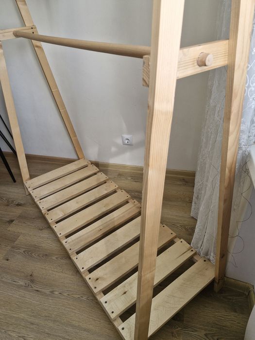 Стійка , стелаж для одягу для дому,магазину ,тощо