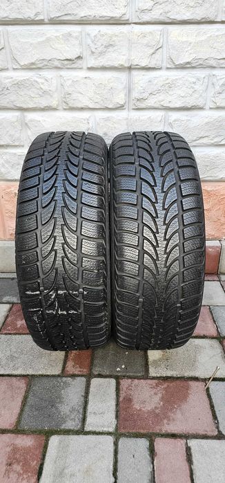 Продам пару зимових шин 205/55 R16 Nokian