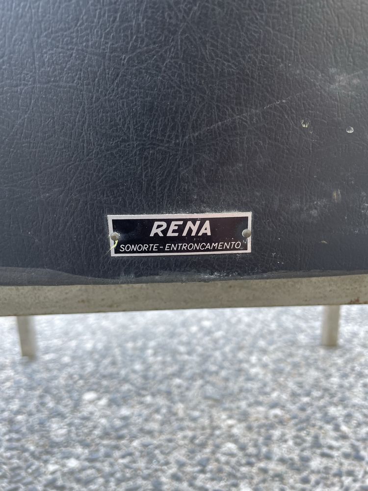 Cadeirao rena vintage