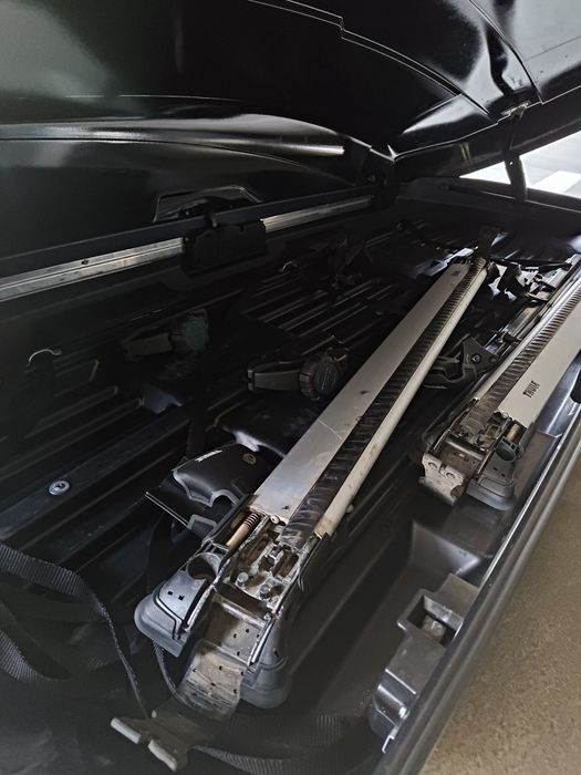 Поперечні рейлінги Thule + багажник THULE Motion XT XL 500 l