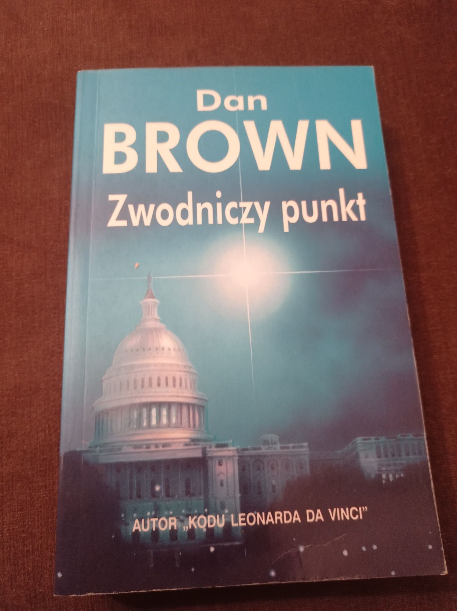 Zwodniczy punkt Dan Brown