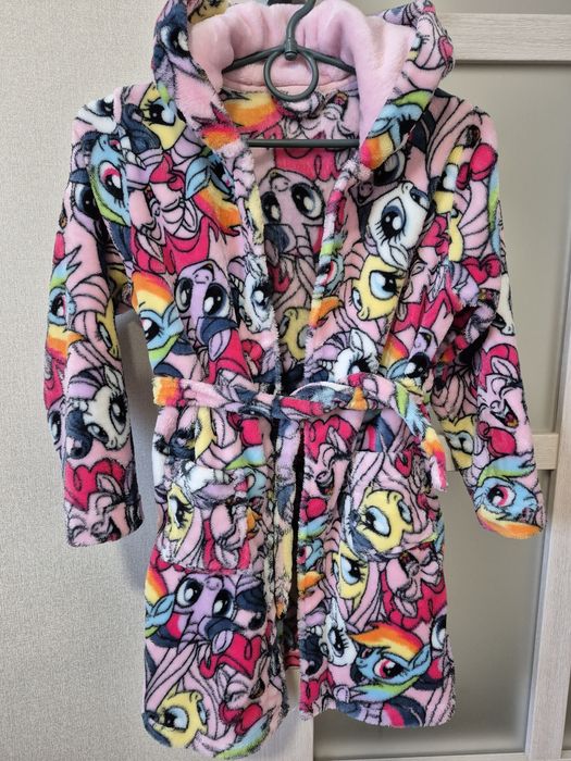 Халат теплий для дівчинки 6-8 років