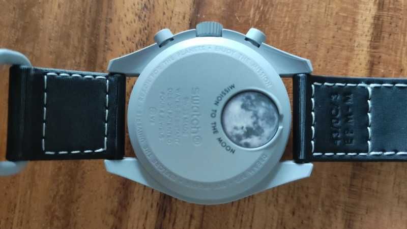 Zegarki Omega Mission To Earthphase 42mm