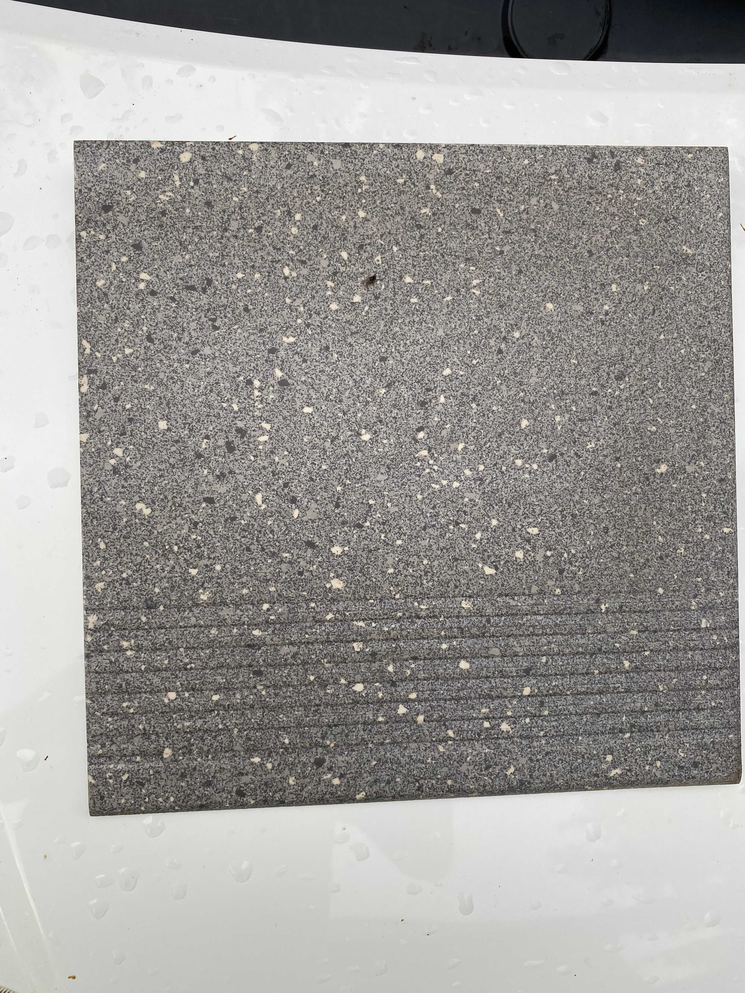 Opoczno STOPNICA hyperion h10 graphi. steptread gres 29,7 x 29,7 GAT.1
