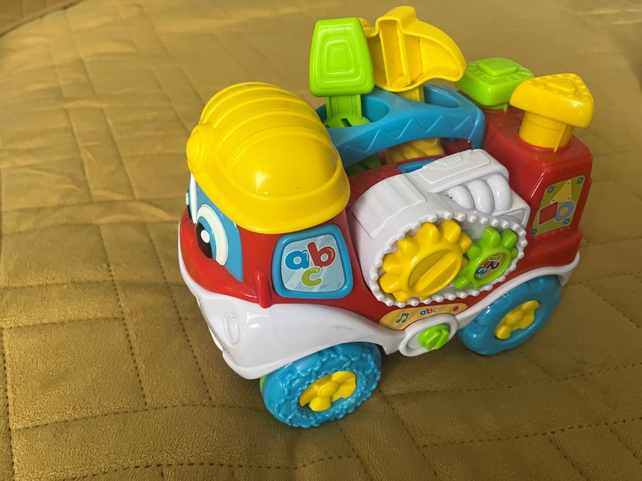 Zabawka dla chłopca autko