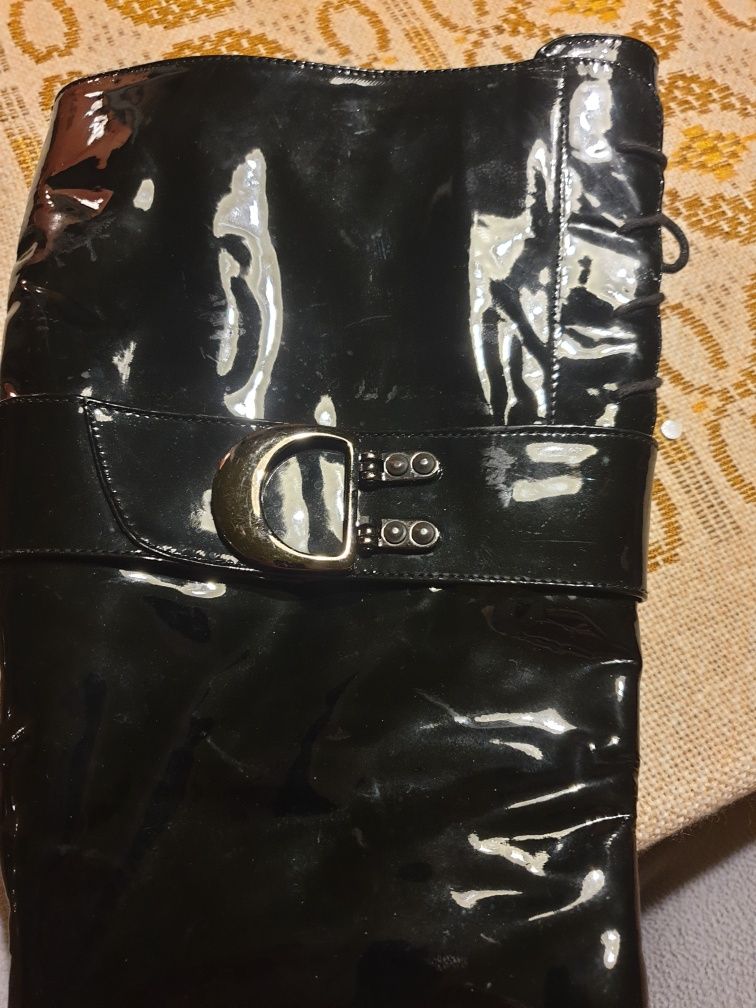 Kozaki Skórkowe lakierowane r 40