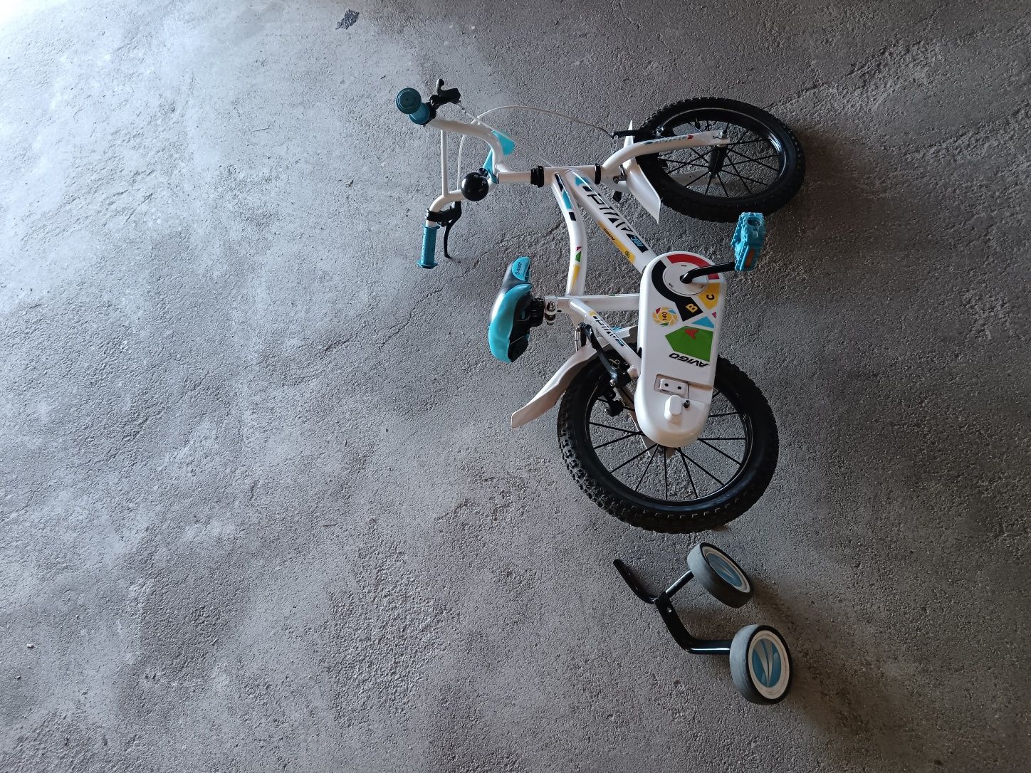 Bicicleta roda 14 muito boa