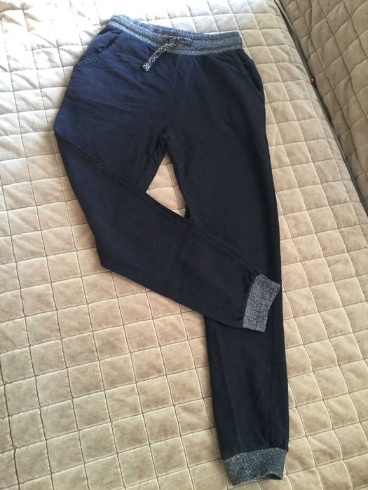 Bluzki i spodnie dziewczęce 10 / 11 lat