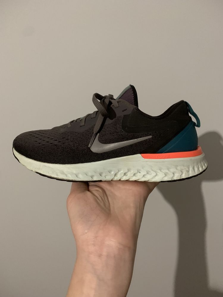 Кросівки Nike Odyssey React Running Shoes 40 розмір