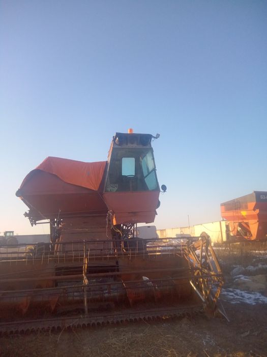 комбайн Нива ск 5 робочий
