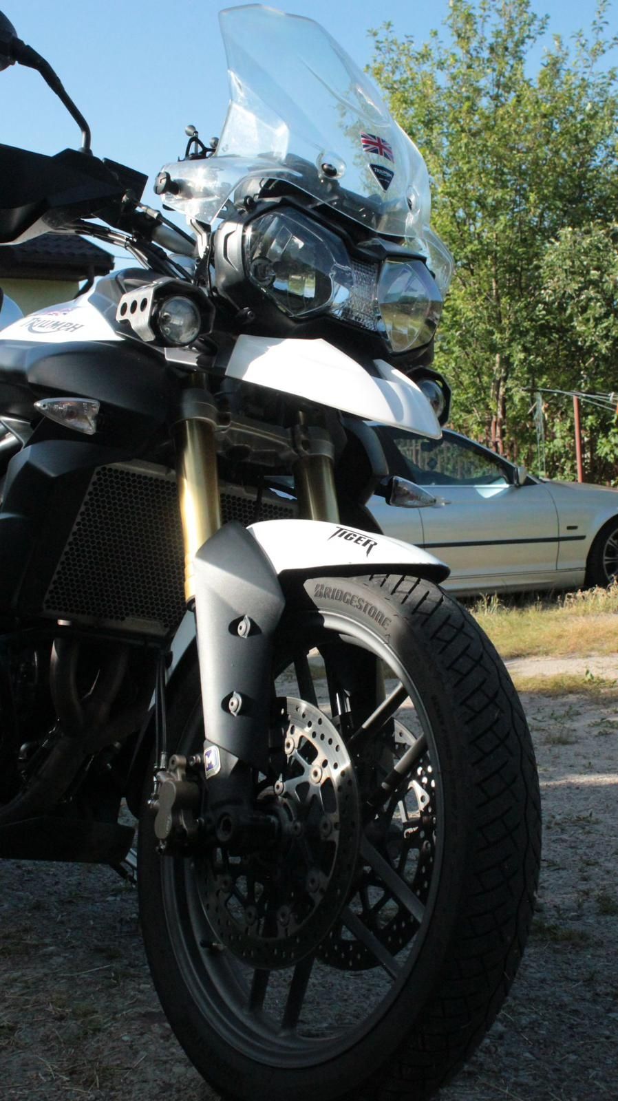 Tryumph Tiger 800