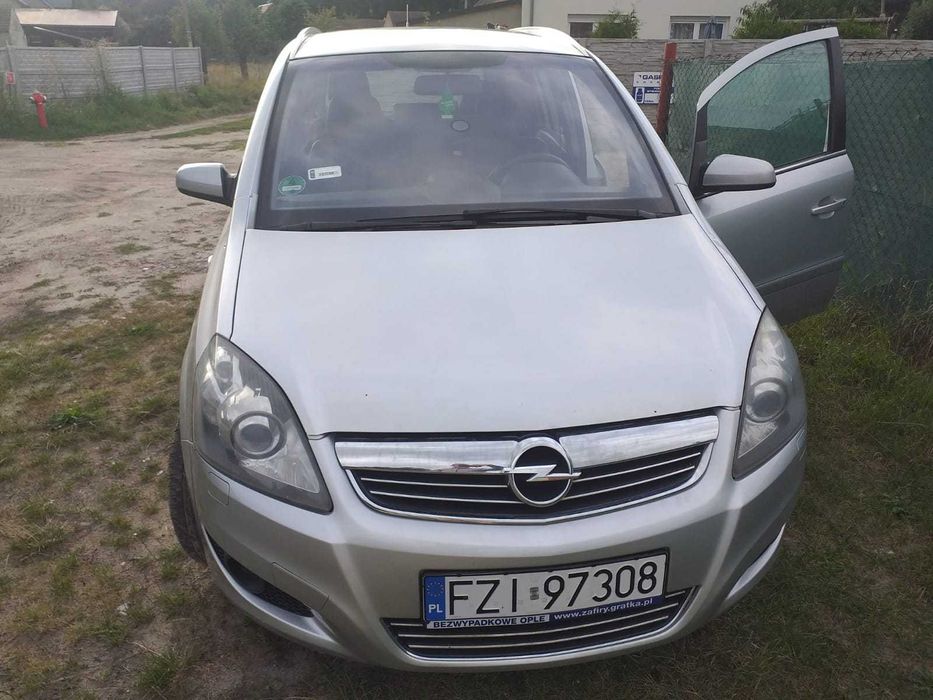 Opel Zafira 2009 1,8 LPG 7 osob.z małym przebiegiem lub zamiana