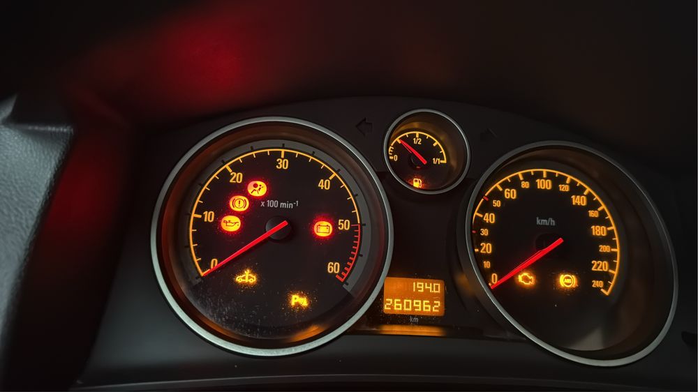 Astra carinha fuciona tudo certinho so pega e andar, 1.3 gasoleo