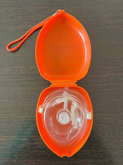 Caixa com Máscara de Reanimação SBV (Pocket Mask) GreetMed - nova