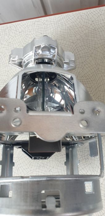 Линзы ксенон оригинал ближнего света Тойота Прадо 150