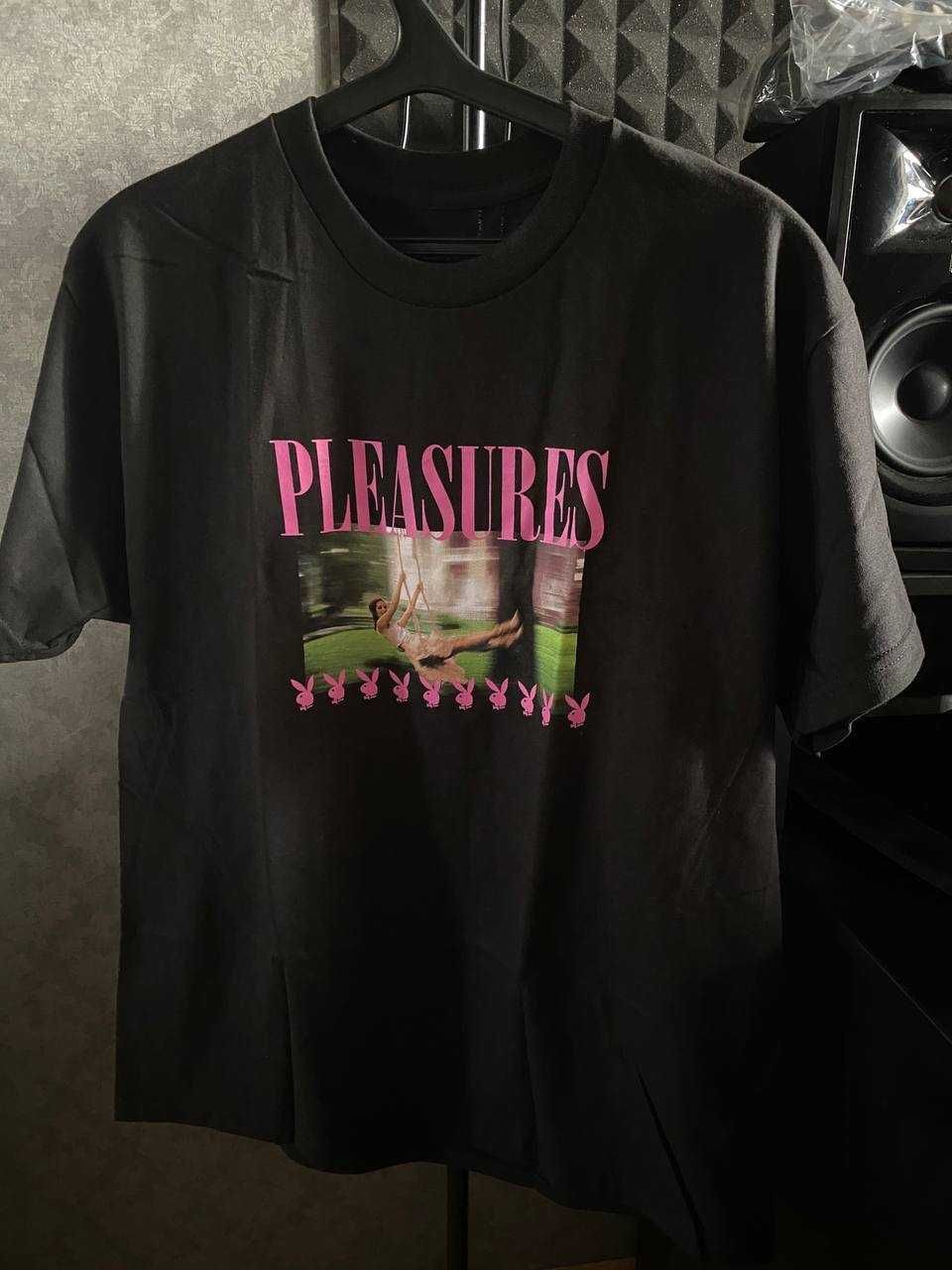 Футболки Pleasures x Playboy Swing T-Shirt / ICY T-Shirt