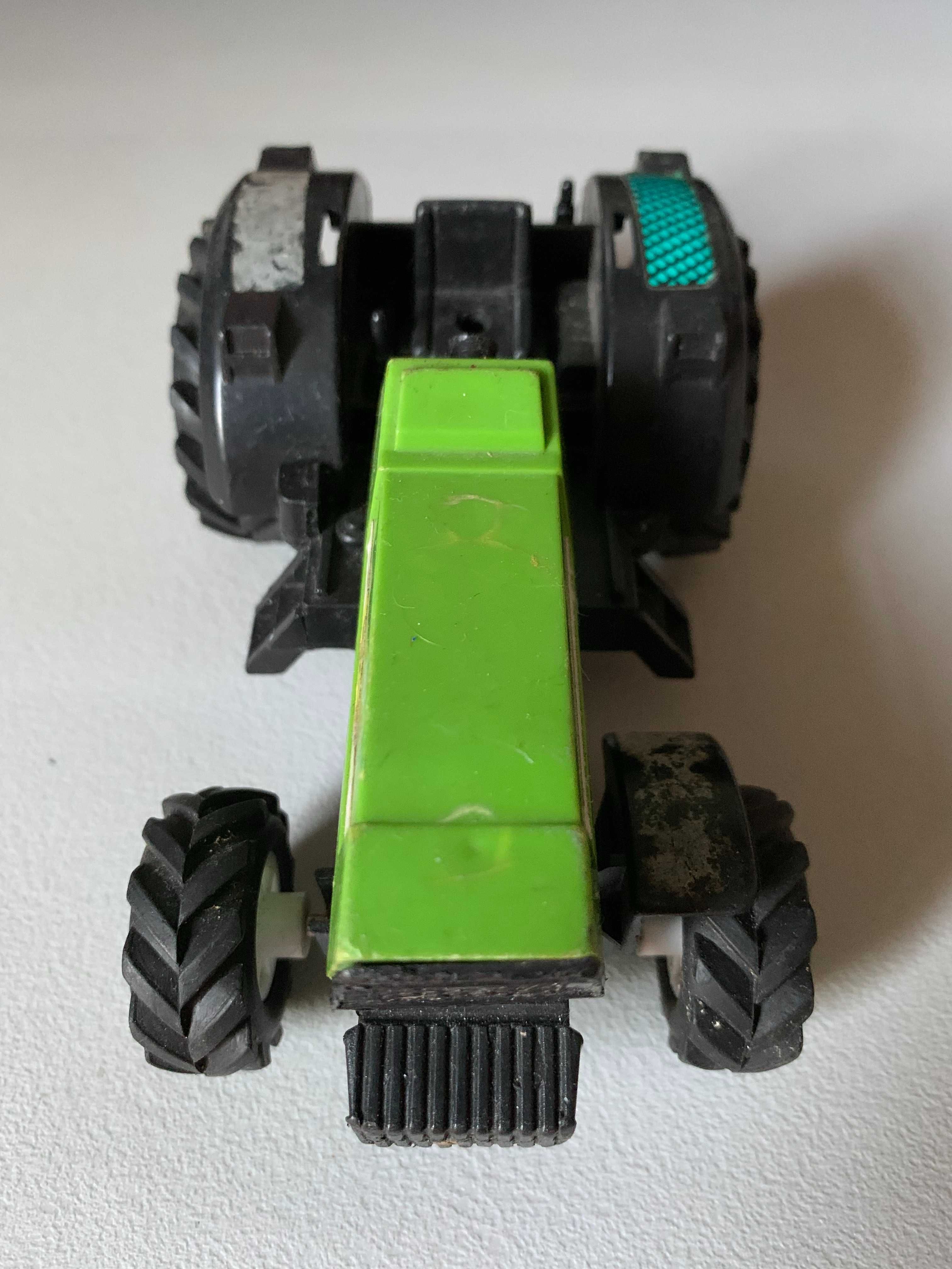 Brinquedo Trator