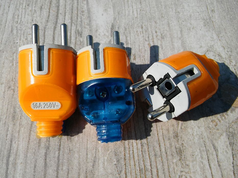 Wtyczka 16A, 250V / NOWA 3szt.