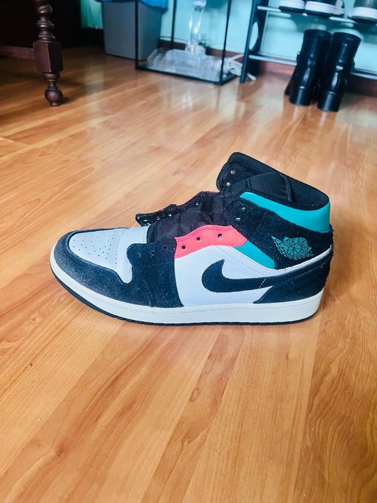 Sapatilhas Air Jordan Mid 1