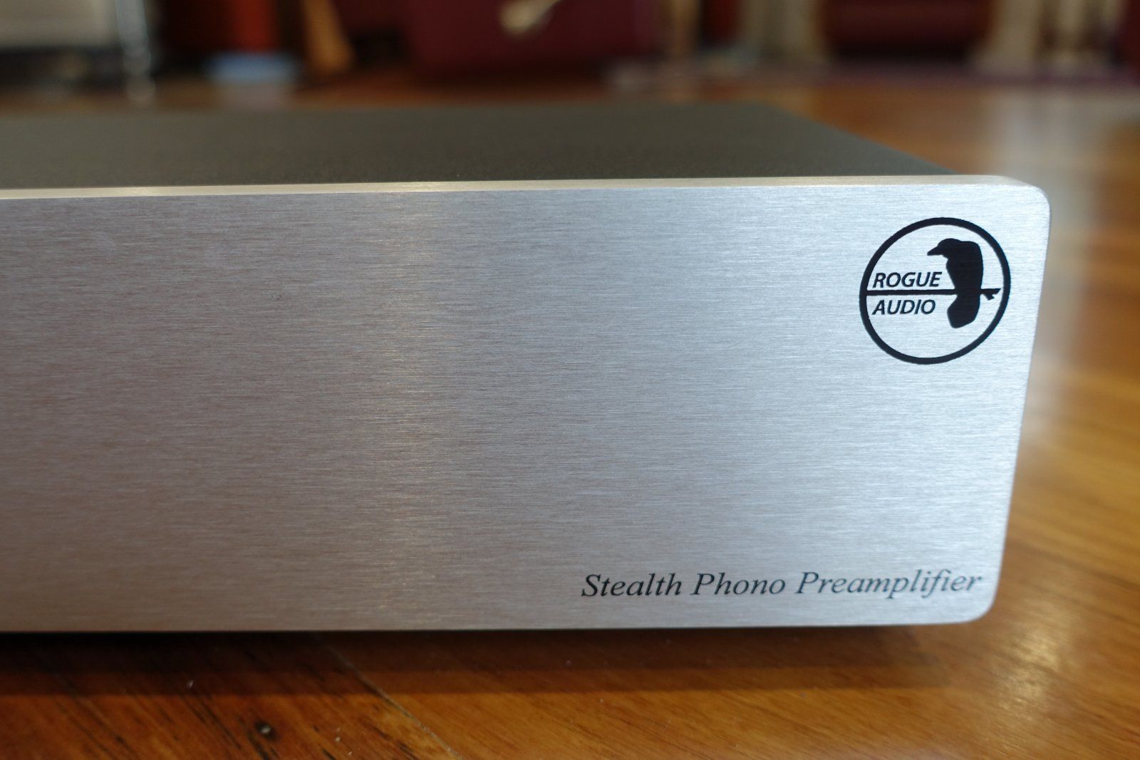 ROGUE AUDIO STEALTH ( USA)  Pré Amplificador Phono High End