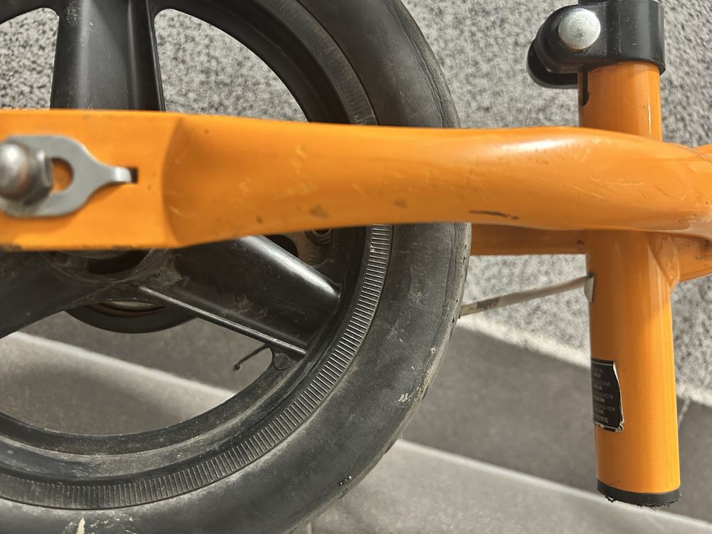 rowerek biegowy Decathlon b-twin z hamulcem 10''