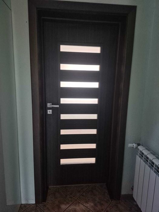 Drzwi wewnętrzne z ościeżnicami