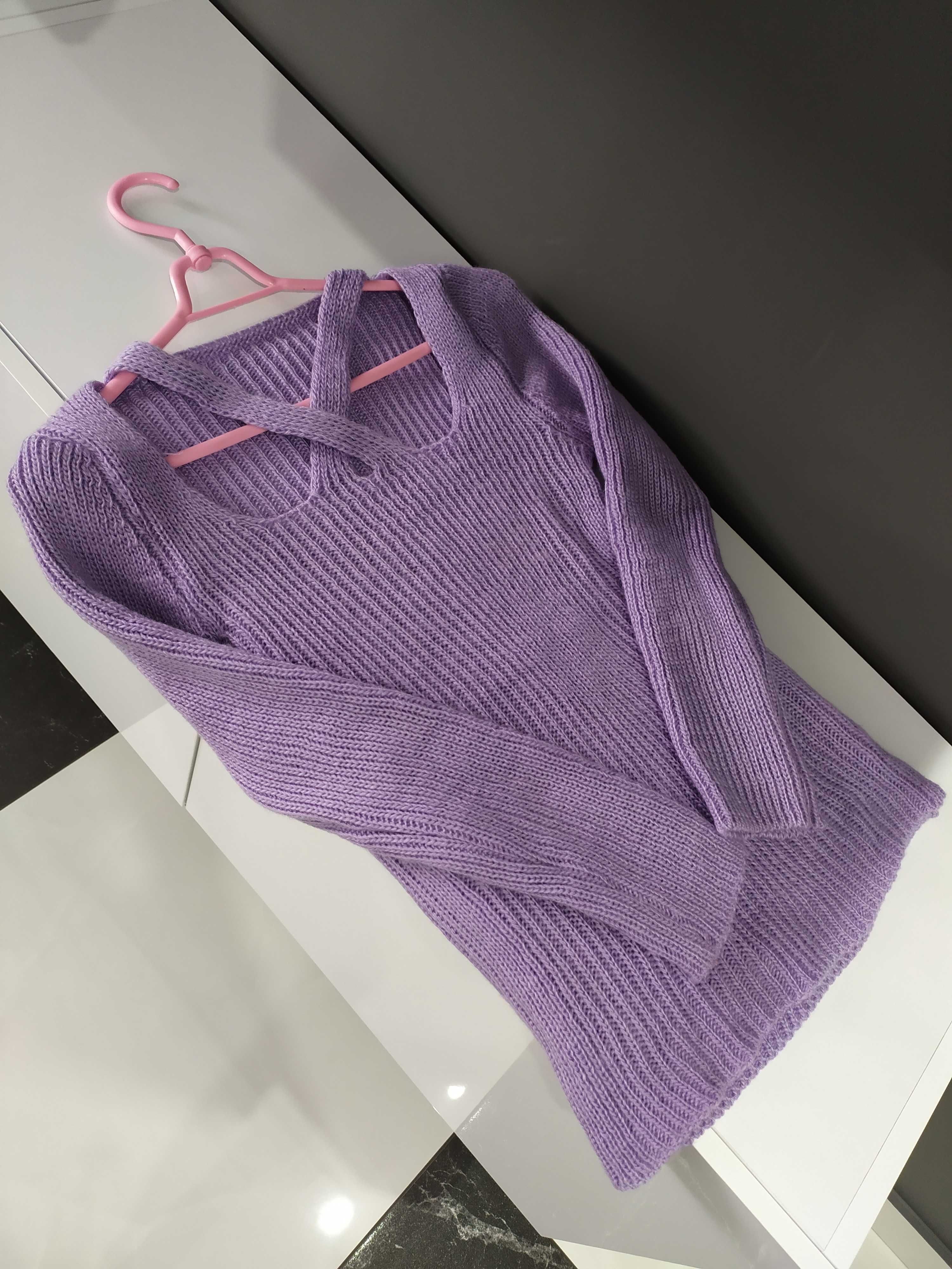 Nowy liliowy włoski sweterek akrylowy z krzyżowaniem z przodu XS/S