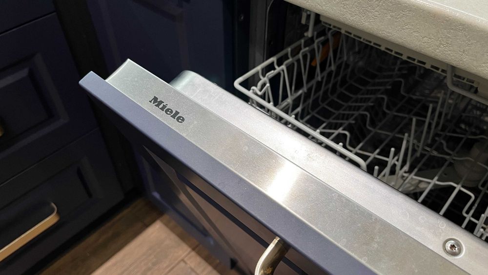 Екс! Продам 2к квартиру 52м2! Новий ремонт! Метро Академика Павлова!