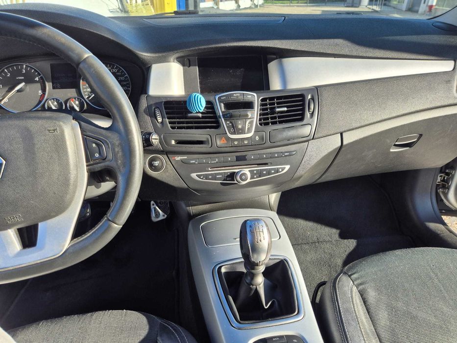 Renault Laguna 3 2.0 150cv