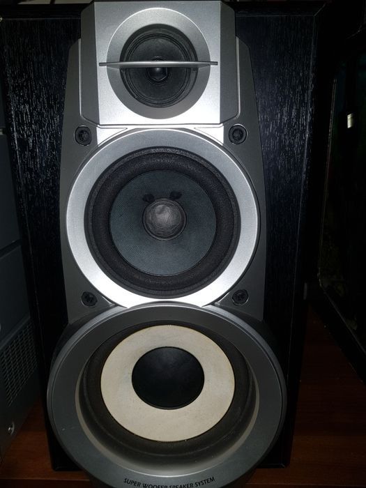 Музыкальный центр Technics.